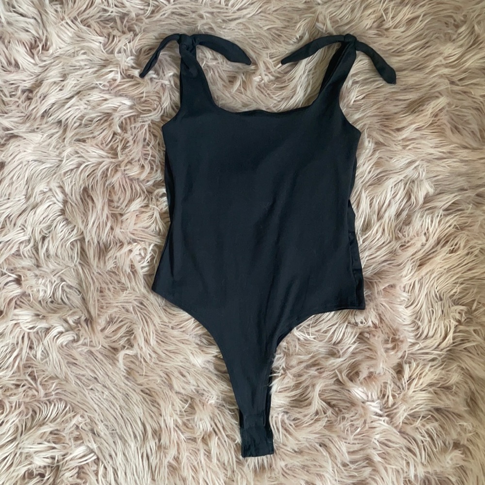 Gaze Black tank body suit with tie straps xs